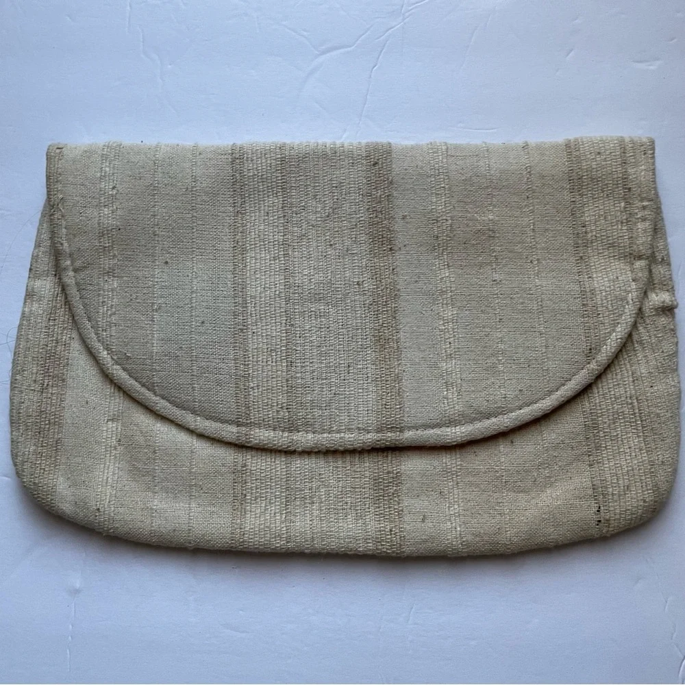 Vintage Hand‎ Woven Fabric Cream Clutch Bag